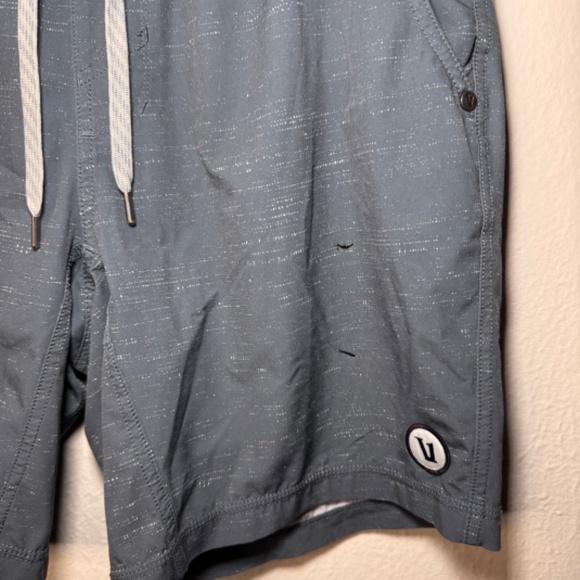 Vuori Kore Lined Shorts Men's SM Lake Texutre Blue Grey Performance Activewear - Picture 4 of 7